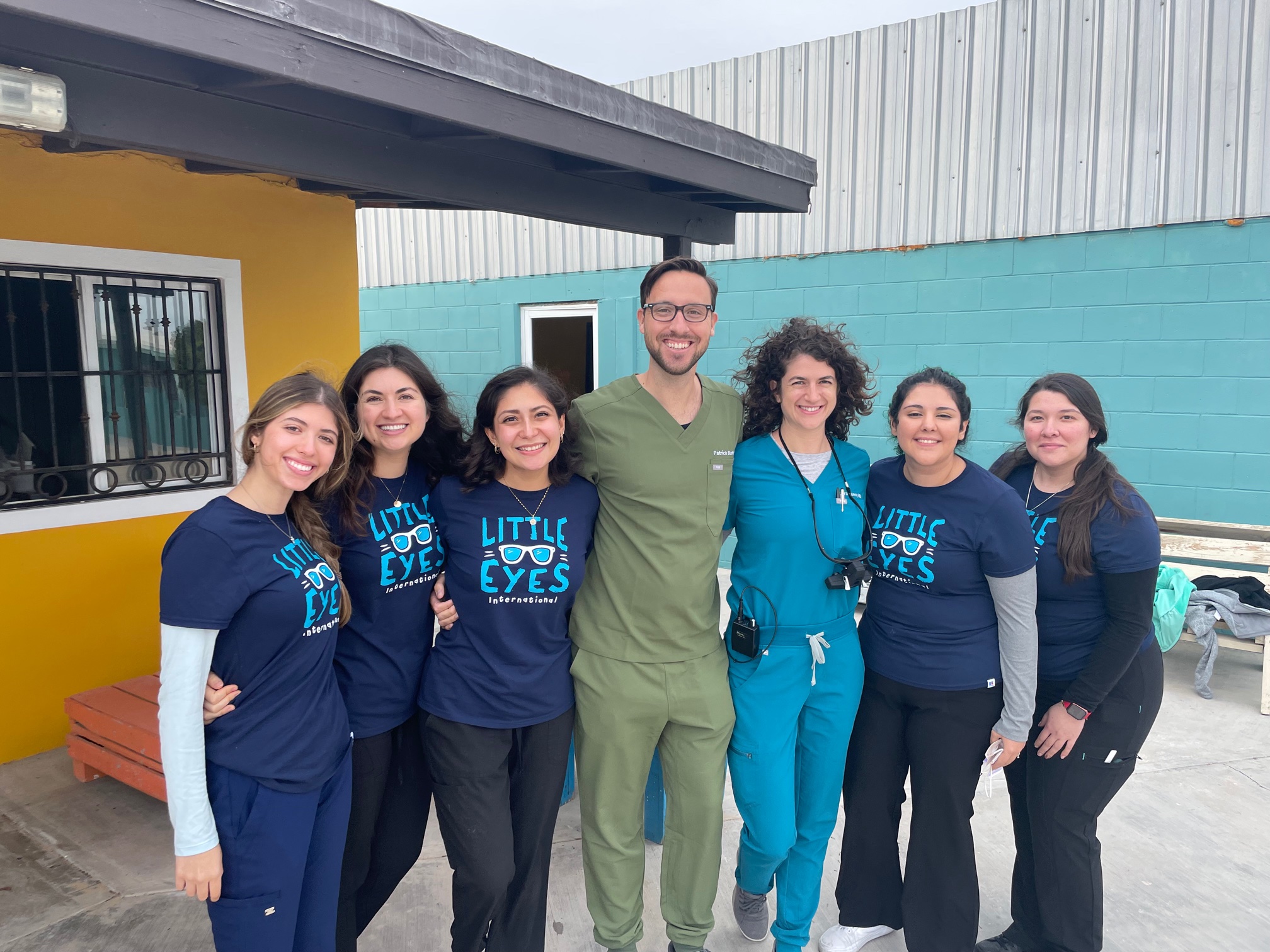 Group of providers at clinic in Puerto Peñasco